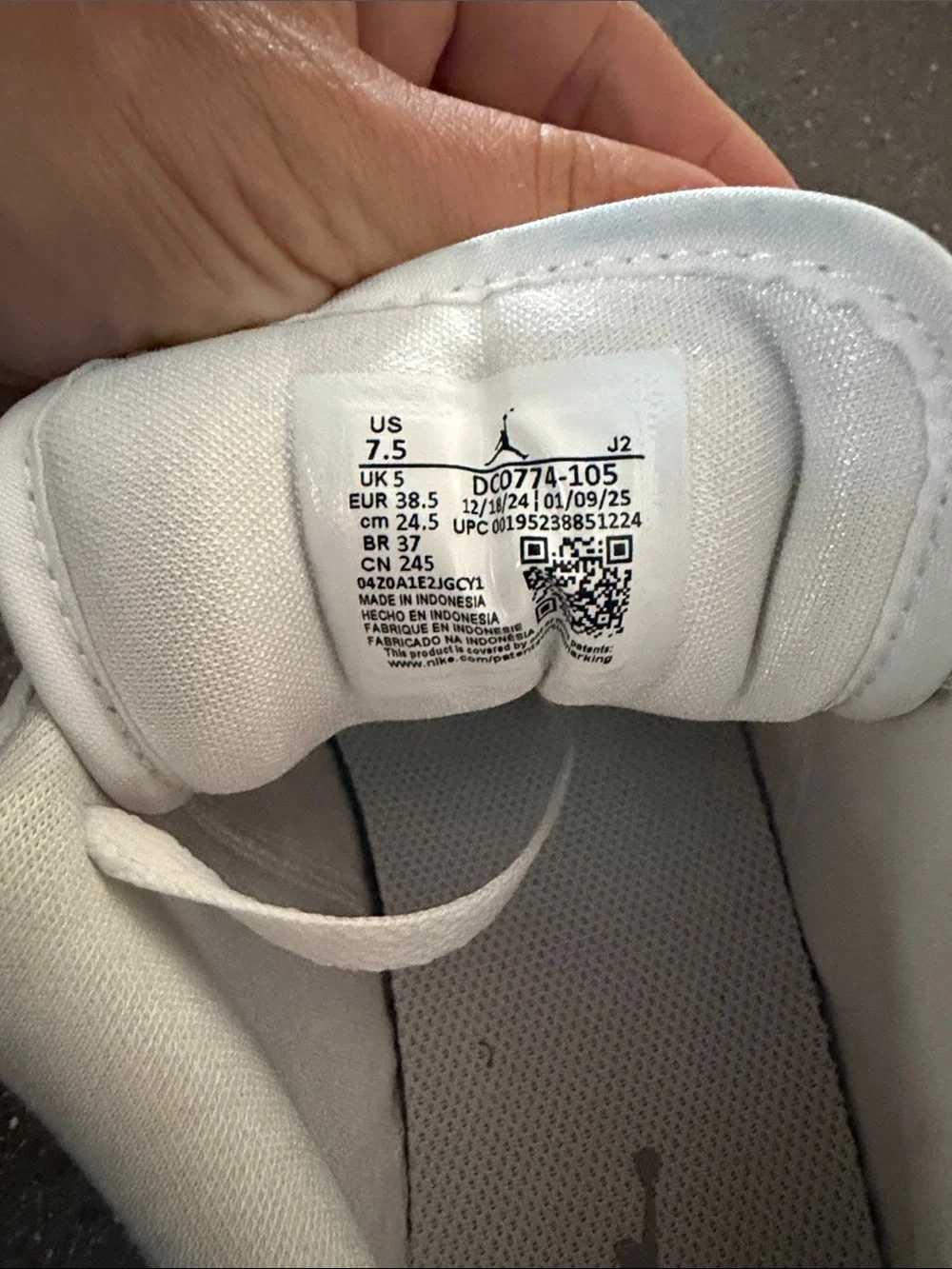 Nike womens low